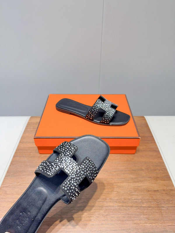 HM Oran Sandals Black Cowhide 327122