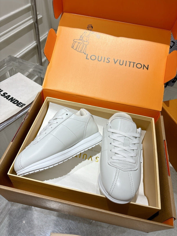 LV BUTTERSOFT Sneaker Light Grey Cowhide 476981