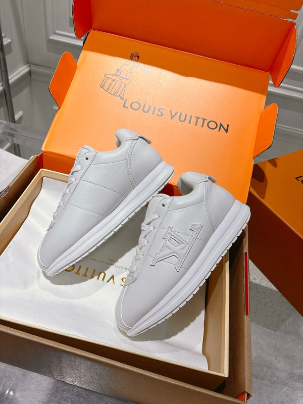 LV BUTTERSOFT Sneaker Light Grey Cowhide 476981