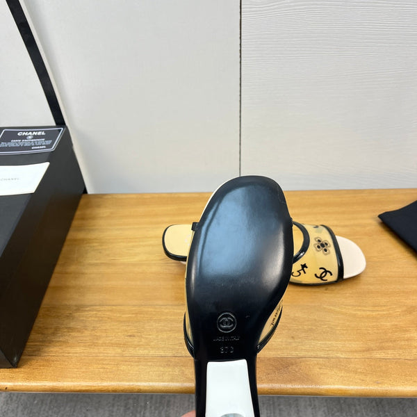 sandalo mulo 45 beige nero pcv e vitello