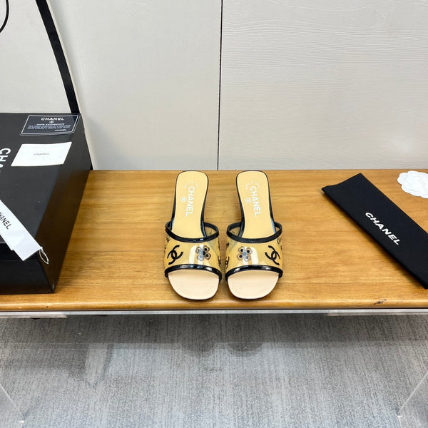 sandalo mulo 45 beige nero pcv e vitello