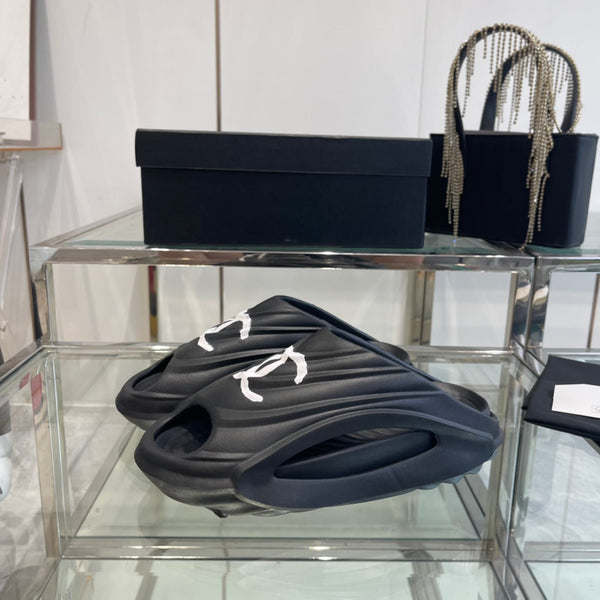 Ciabatte CC in schiuma nera 204135