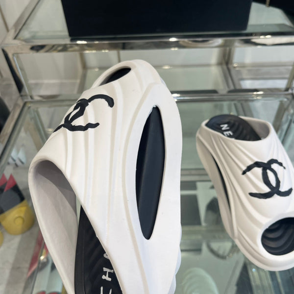 Ciabatte CC in schiuma bianca 204137