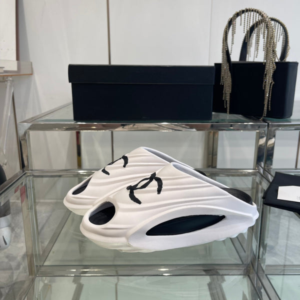 Ciabatte CC in schiuma bianca 204137