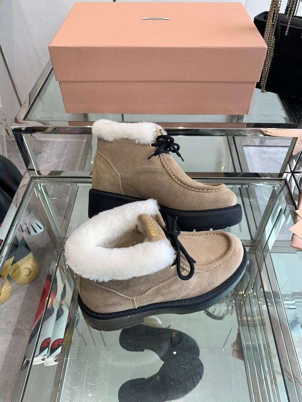 Miu Short Wool Boots Khaki Brown Open-Hemmed Cowhide