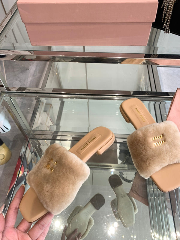 Miu Slippers Light Brown Super Soft Wool