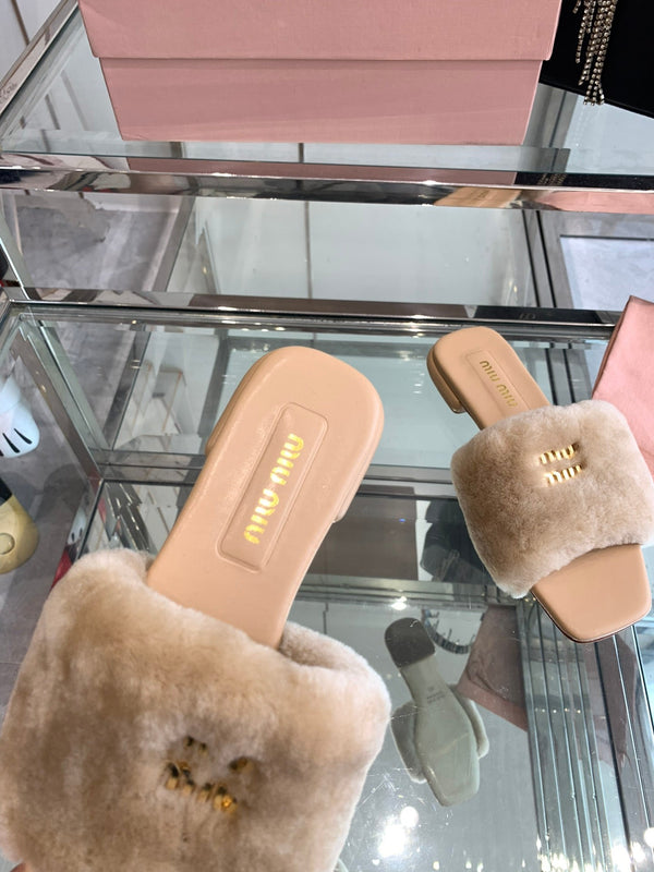 Miu Slippers Light Brown Super Soft Wool
