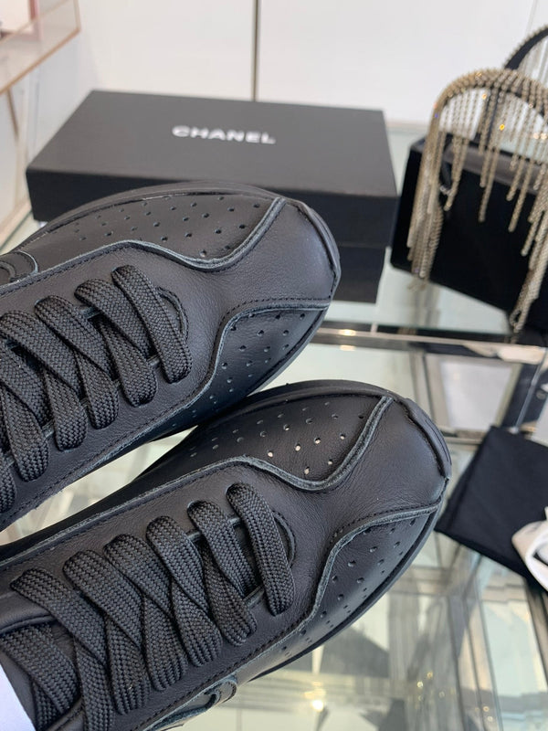 CC Sneaker Black Cowhide 204108