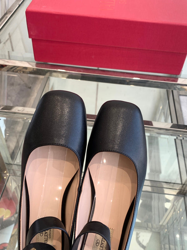 VT 25 Ballerina Ballet Gladiator Flats Black Cowhide 292358