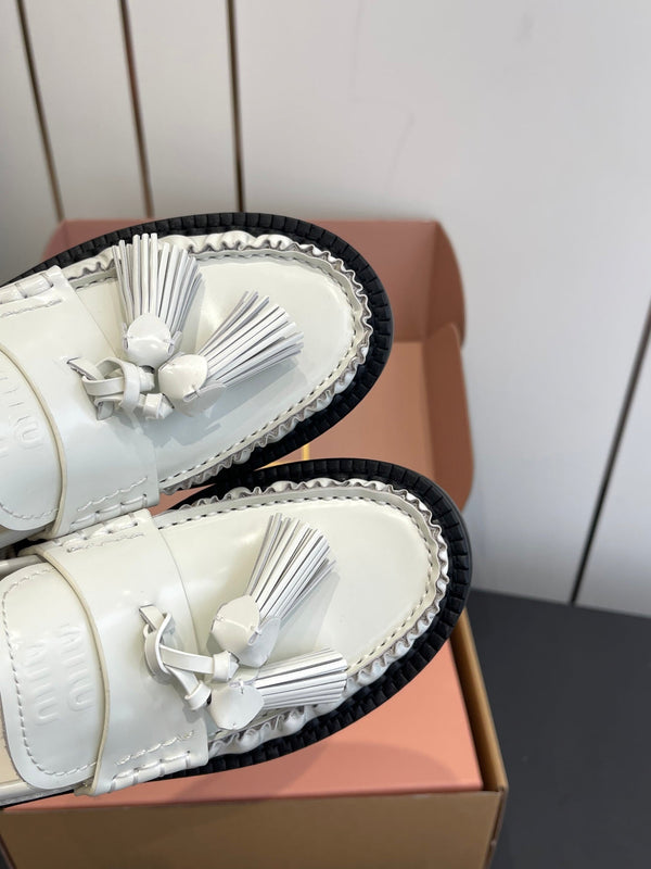 Miu Tassel Loafers White Polished Leather 490951