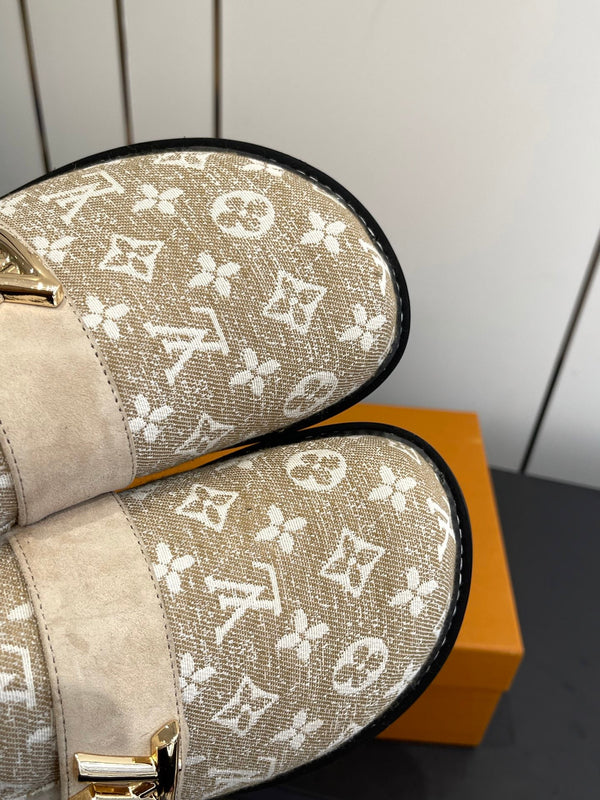 LV Cosy Flat Slippers Comfort Clog Beige Leather Monogram Fur 533469