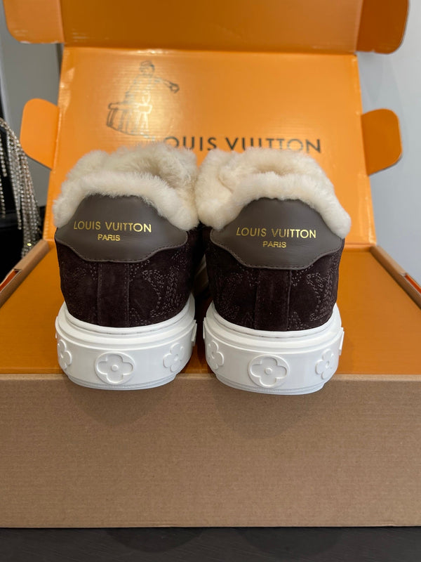 LV Time Out Sneaker 40mm Marron White Monogram Denim Suede Fleece Lined 533475