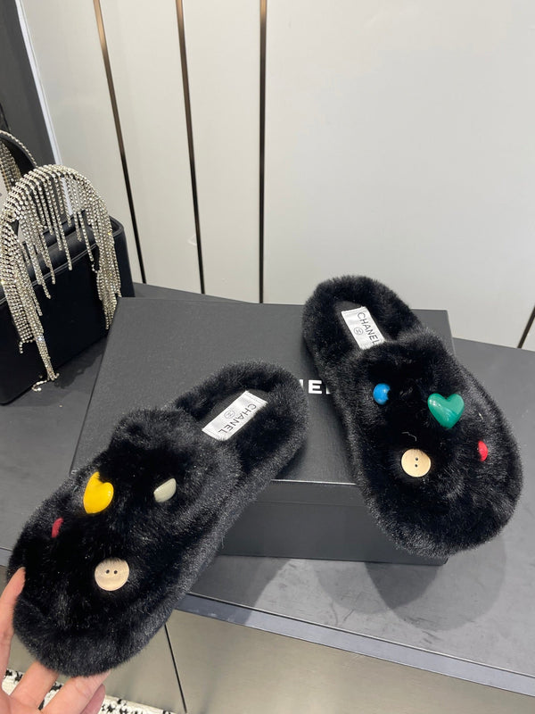 CC Double C Chaussons en fourrure noir 554698