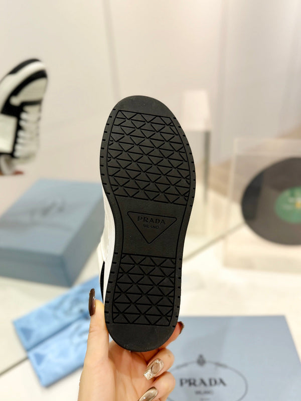 PRA DOWNTOWN NAPPA SNEAKERS BLACK AND WHITE CALFSKIN