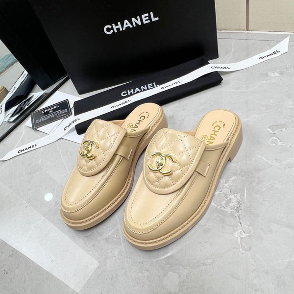 CC Mule Beige Pelle di vitello trapuntata