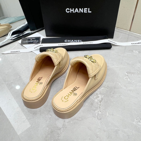 CC Mule Beige Pelle di vitello trapuntata