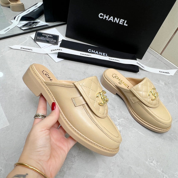 CC Mule Beige Pelle di vitello trapuntata