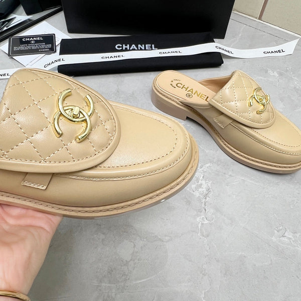 CC Mule Beige Pelle di vitello trapuntata