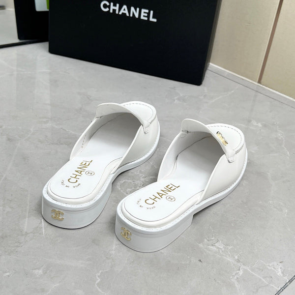 CC 25C Mule White Calfskin