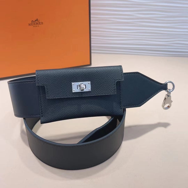 Tracolla Kelly Pocket 50mm nera Epsom con hardware in argento