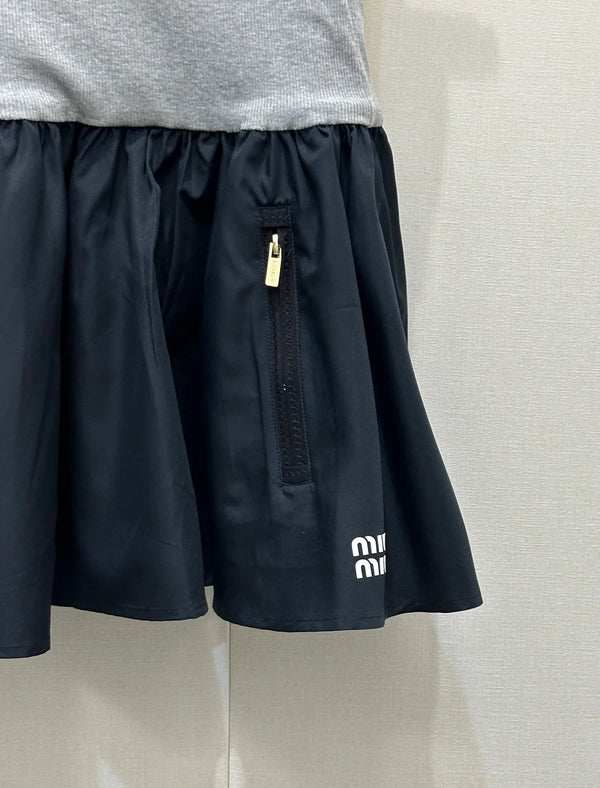 Jupe Miumiu 2026 en jersey et popeline de coton gris bleu marine 136562