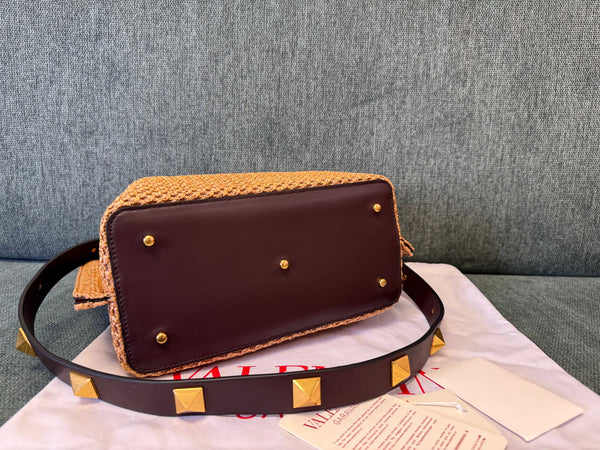 Valentino Spring and Summer 25 Tote Bag Brown Raffia