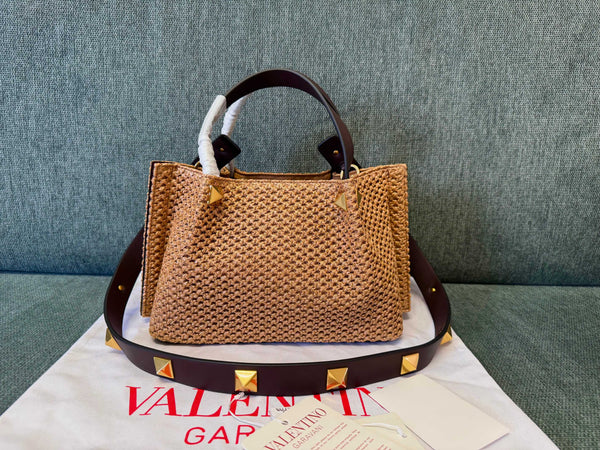 Valentino Spring and Summer 25 Tote Bag Brown Raffia