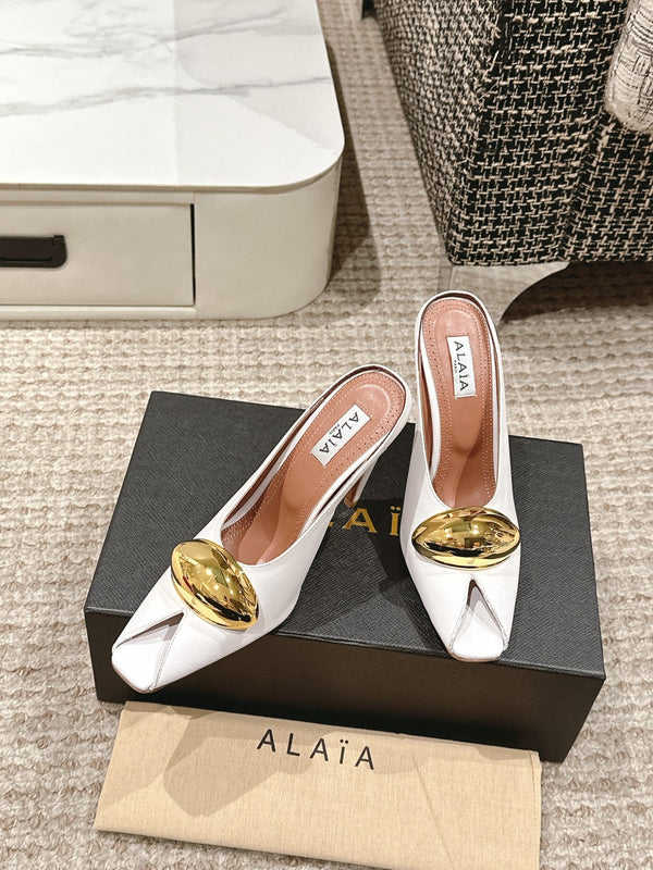 MULES GIOIELLO ALAIA SPIKE IN PELLE DI VITELLO BIANCA CON FERRAMENTA ORO
