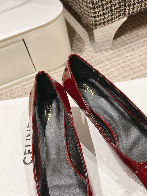 TRIOMPHE HIGH PUMP 5 CM IN RUBY RED PATENT CALFSKIN