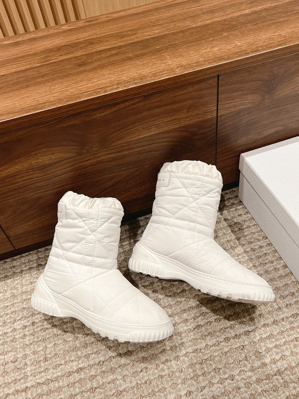 CD Ankle Boots White Quilted Windbreaker Fabric And Fleece