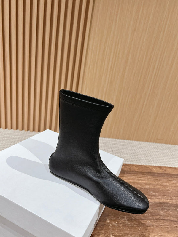 The Row Mid Sock Boots Black Sheepskin 427974