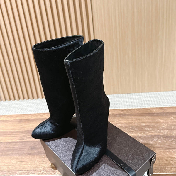 ALAIA stivaletti bassi con tacco alto in velluto nero 386015
