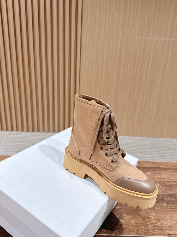 Celine 25 Bottes à lacets volumineuses en toile et veau couleur camel 554014