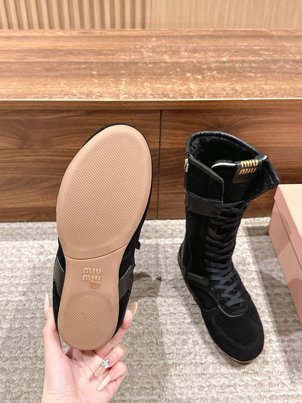 Miumiu 25 Bottes en daim et cuir de veau noirs 553694