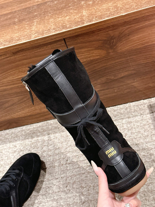 Miumiu 25 Bottes en daim et cuir de veau noirs 553694