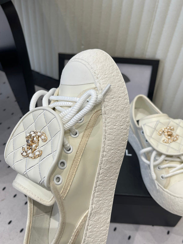 CC 2026s Sneakers Ivory Leather 720086