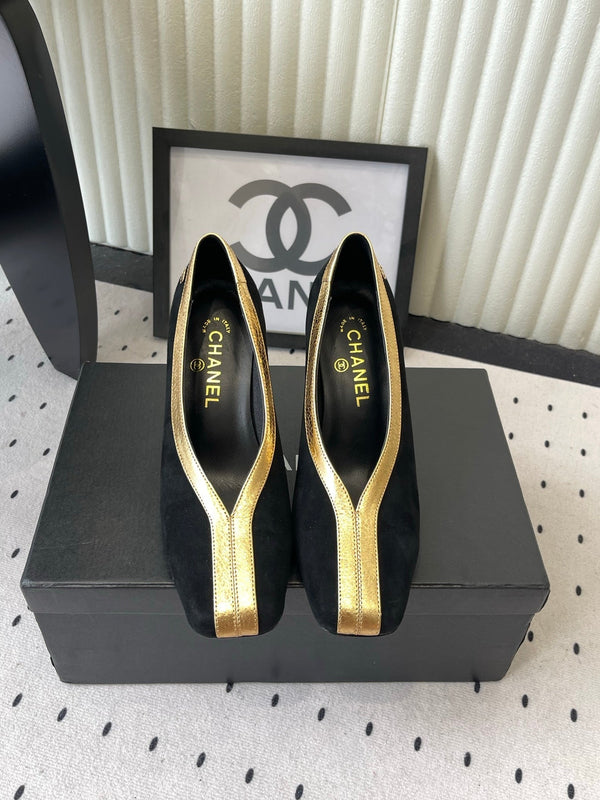 CC 26s Matthieu Blazy Pump 9.5cm Black Suede 807482