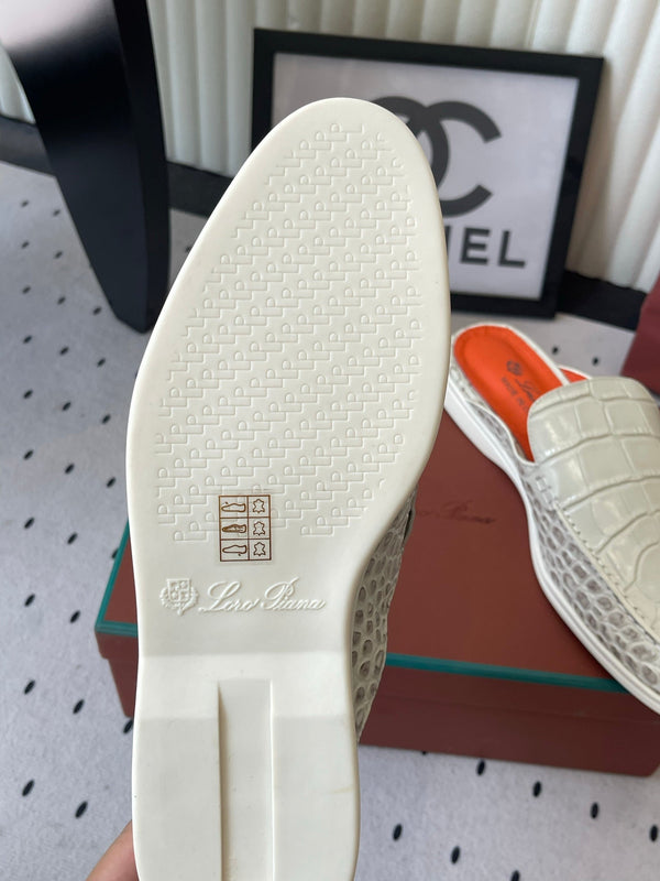 LP 26s Mule Loafers White Crocodile-Embossed Leather 892433