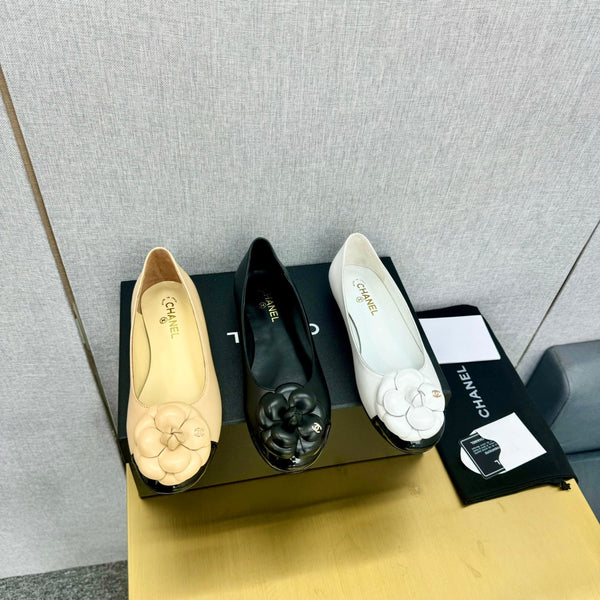 CC Loafers Nude Leather Mix Floral Pattern 297798