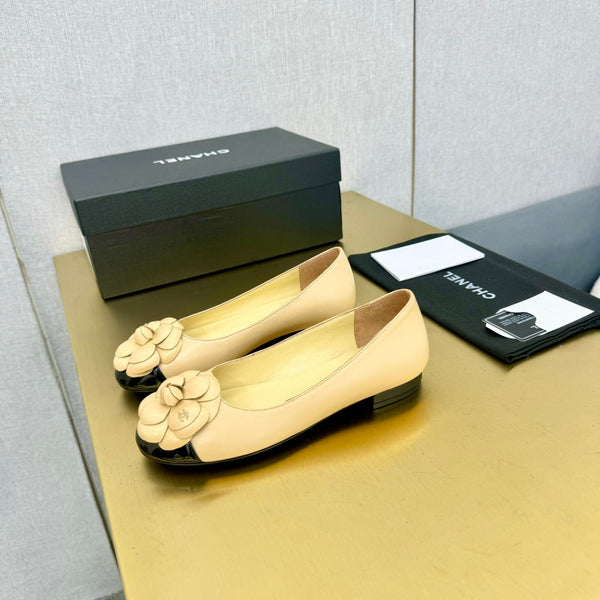 CC Loafers Nude Leather Mix Floral Pattern 297798