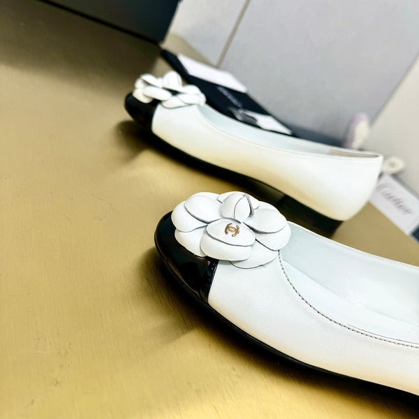 CC Loafers White Leather Mix Floral Pattern 297797