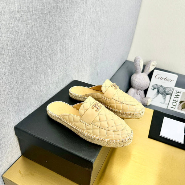 mulo in pelle di vitello trapuntata beige