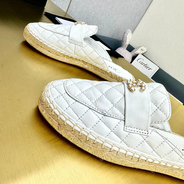 mule white quilted calfskin