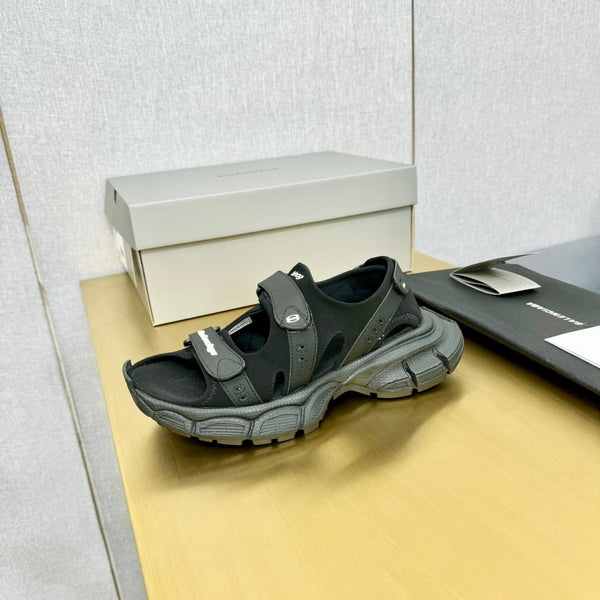 3XL SPORTY SANDALS IN BLACK POLYURETHANE, POLYESTER AND TPU