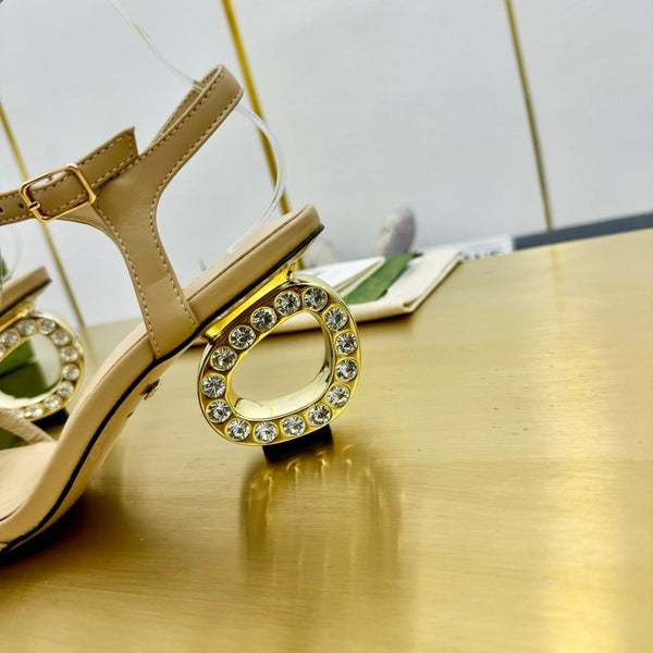 SANDALO CON TACCO MEDIO IN PELLE DI VITELLO BEIGE TAN CON STRASS