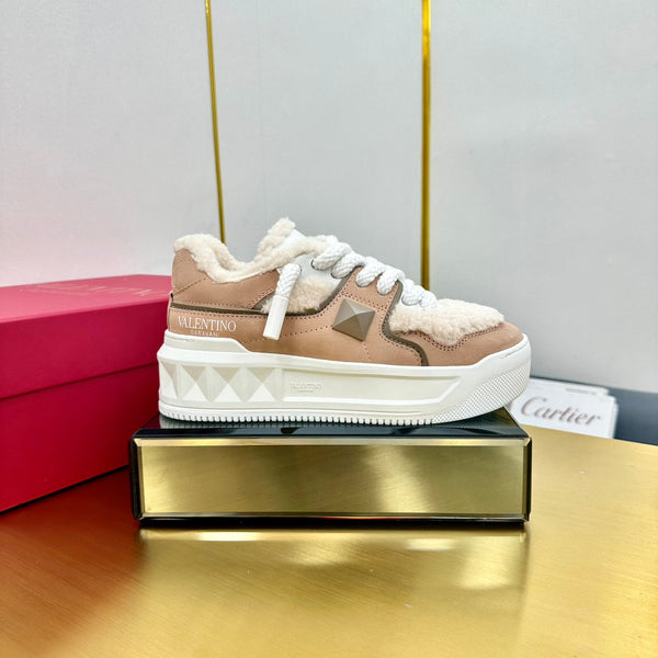 One Stud Xl Trainer 65mm In Dark Beige Mix White Suede Lined With Wool Fleece 994612