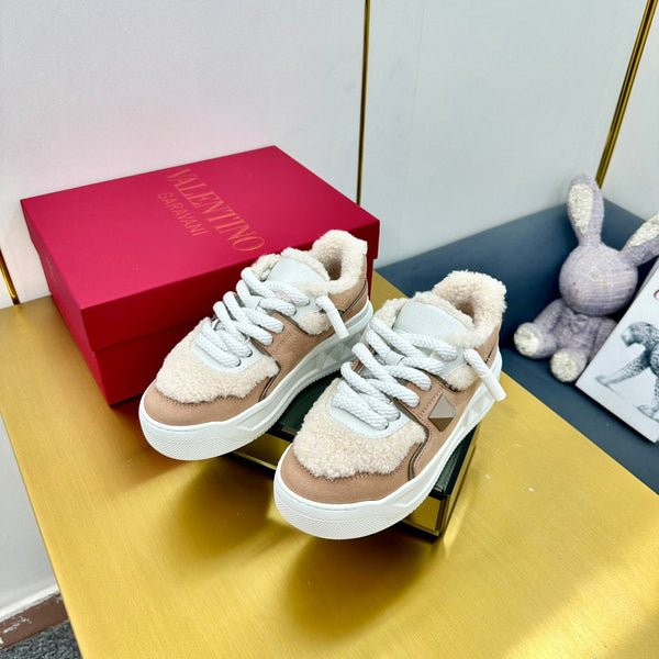 One Stud Xl Trainer 65mm In Dark Beige Mix White Suede Lined With Wool Fleece 994612