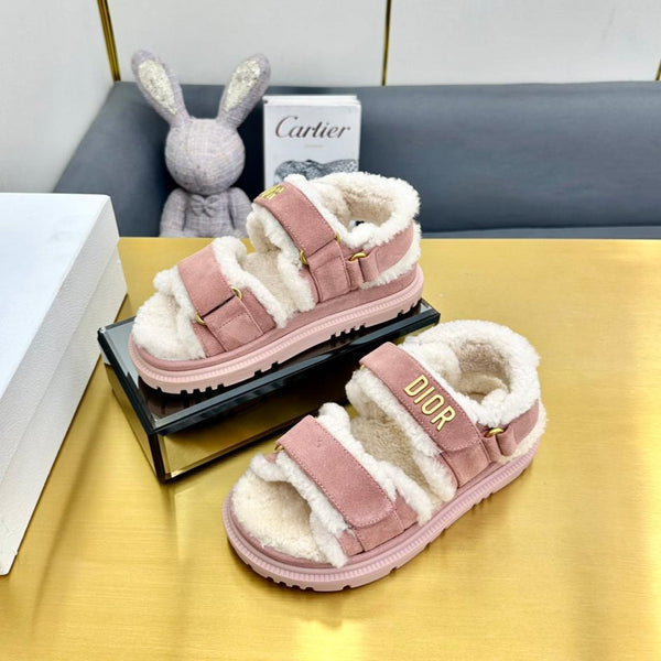 Dioract Sandal In Rose Pink Suede And Wool Fleece Lining 111052