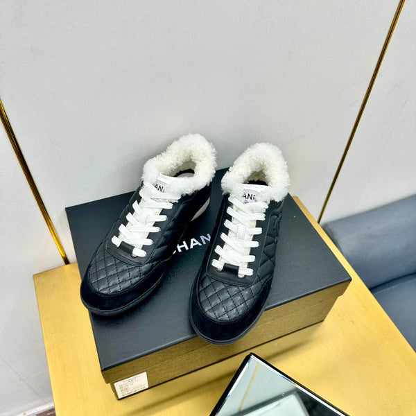 CC Low Sneaker Black Wool Cowhide 413856