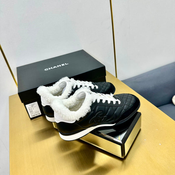 CC Low Sneaker Black Wool Cowhide 413856